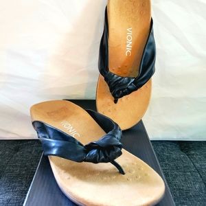 Vionic Pippa Sandals size 6 NWOT